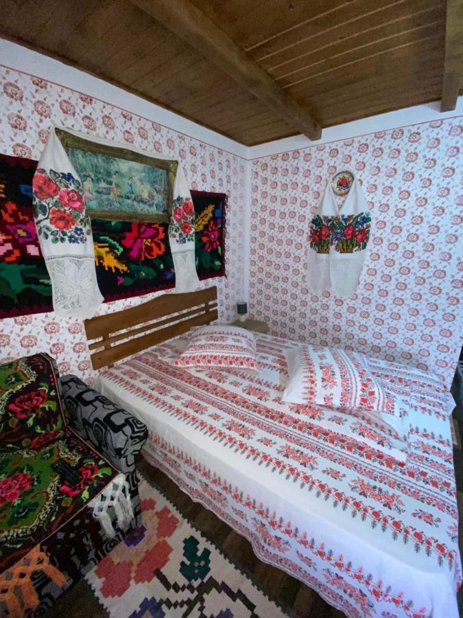 Floare De Maramures 1 Vadu Izei Eksteriør billede