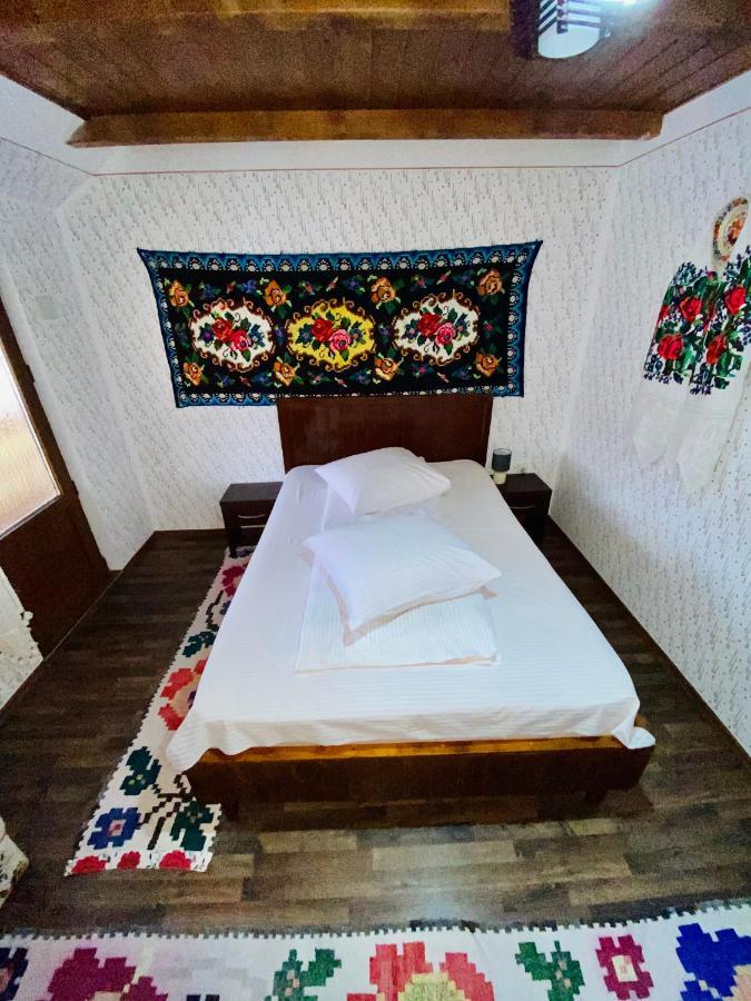 Floare De Maramures 1 Vadu Izei Eksteriør billede