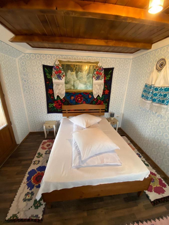 Floare De Maramures 1 Vadu Izei Eksteriør billede